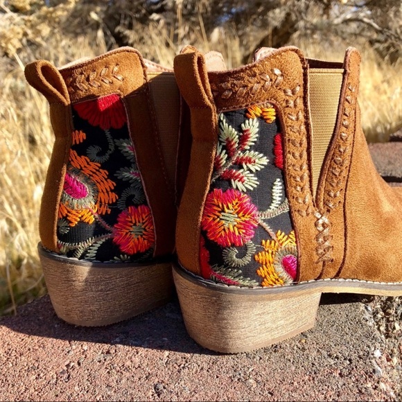 SOLD - Picture 2 of 3